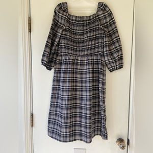 Ann Taylor beautiful plaid dress small size!